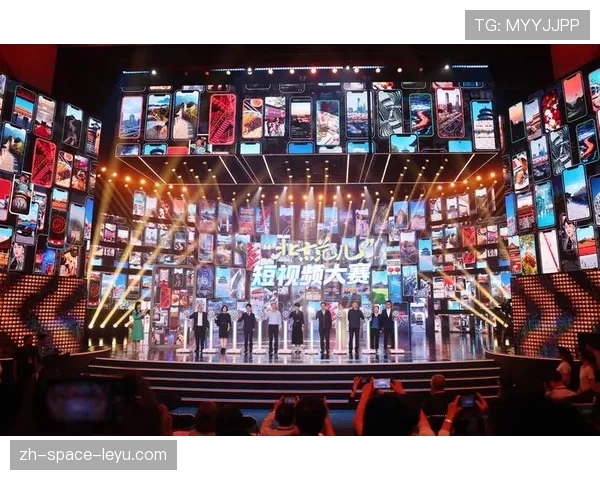 季后赛广告时段将插播由AI实时生成的比赛精彩集锦短视频